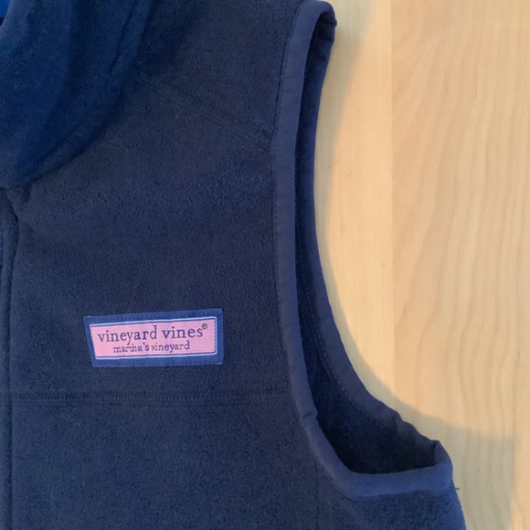 Vineyard Vines Fleece Vest and Polo Shirt - Picture 5 of 13
